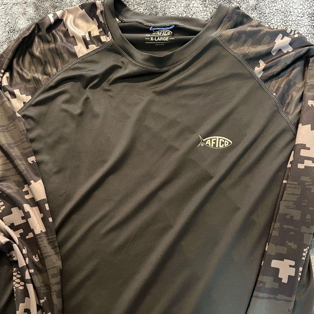 AFTCO Black camo Long Sleeve Performance Tee